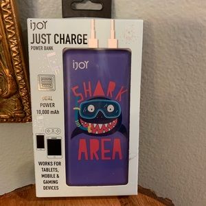 New ijoy just charge power bank dual power